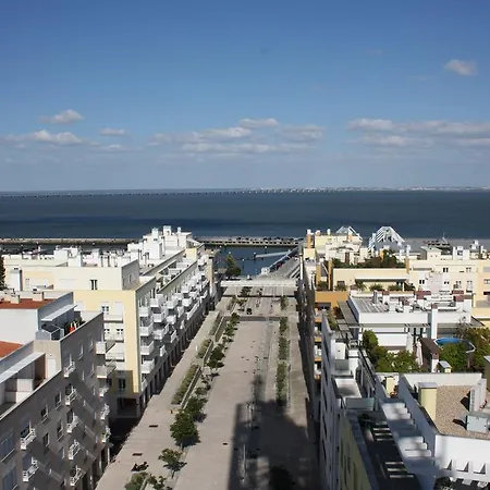 Apartment Apartamento Parque Das Nacoes 4f